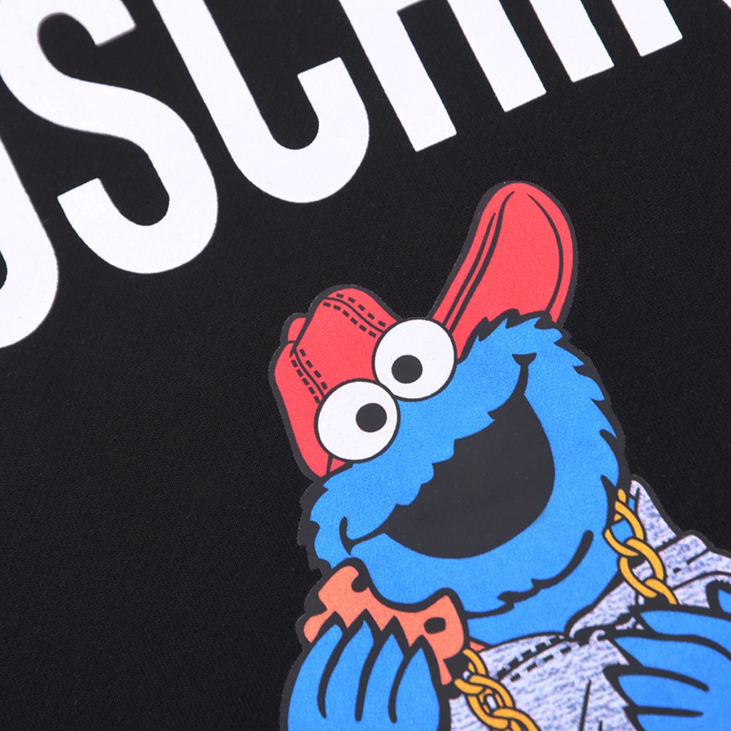 MOSCHINO
